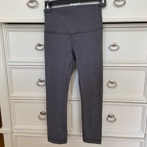 Lululemon high rise 21” legging sz 4